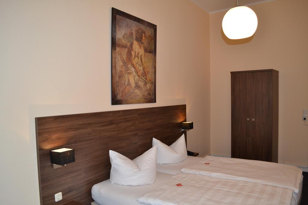 Hotel Am Landeshaus Wiesbaden Luaran gambar