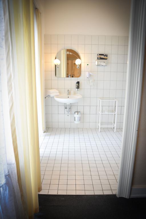 Hotel Am Landeshaus Wiesbaden Bilik gambar